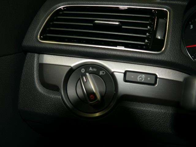 2017 Volkswagen Passat 1.8T R-Line 4dr Sedan